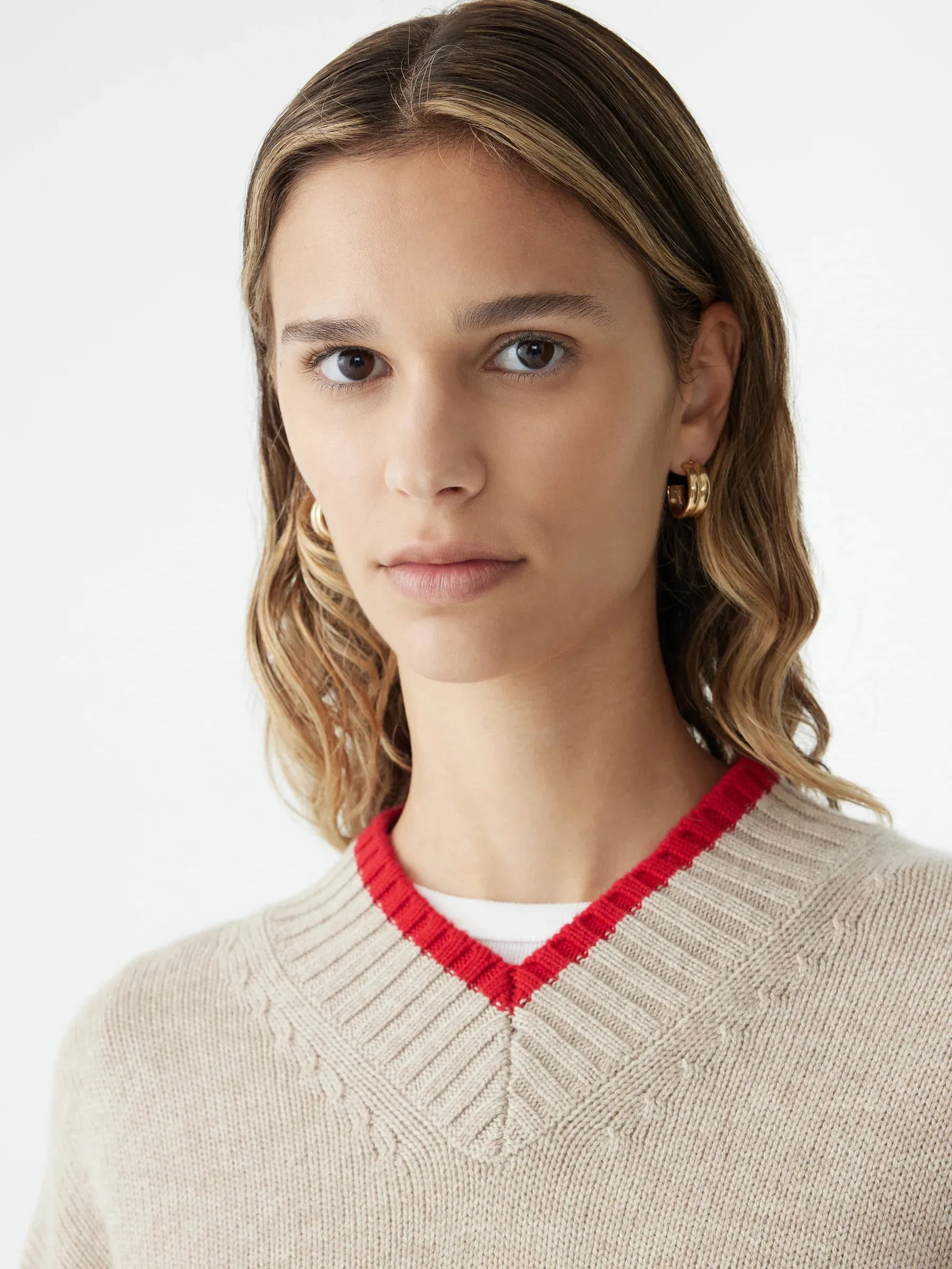 Bassike High V Contrast Neck Knit in Oatmeal and Red