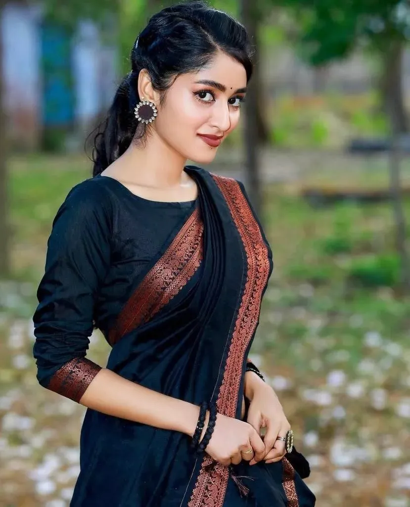 Black Designer Ethnic Wedding Banarasi Soft Silk Saree & Blouse