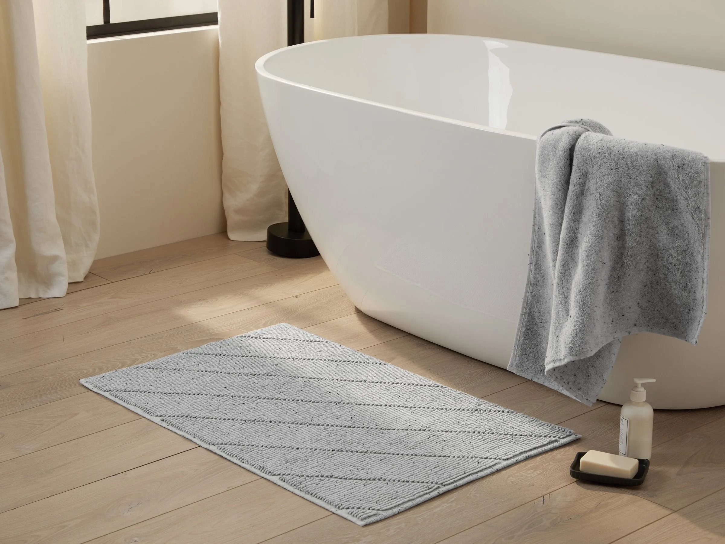 Speckled Bath Rug